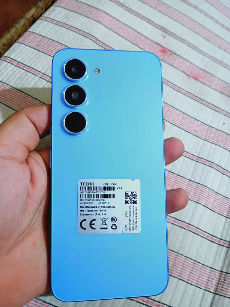 Tecno spark 40 pro 3