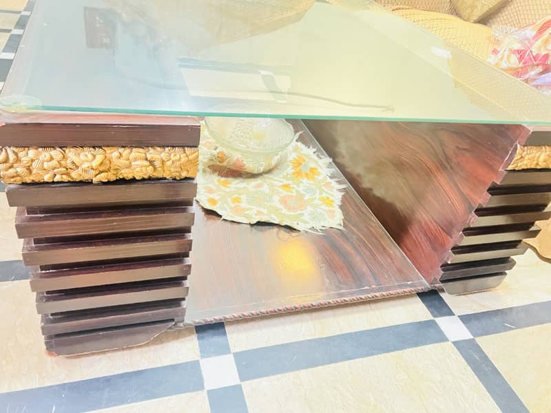 center table 0