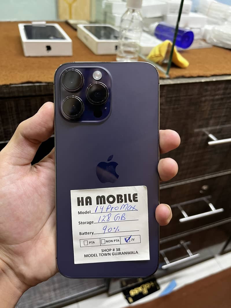 Apple iPhone 14 Pro Max 0