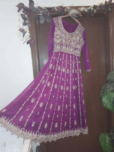 Magenta net Maxy with jamawar plazo.