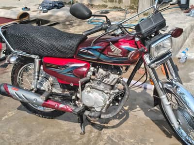 Honda CG125 2025