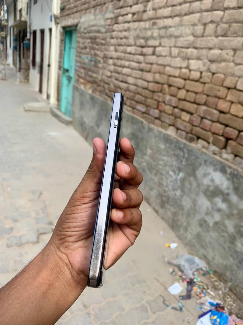 Infinix Note 30 2
