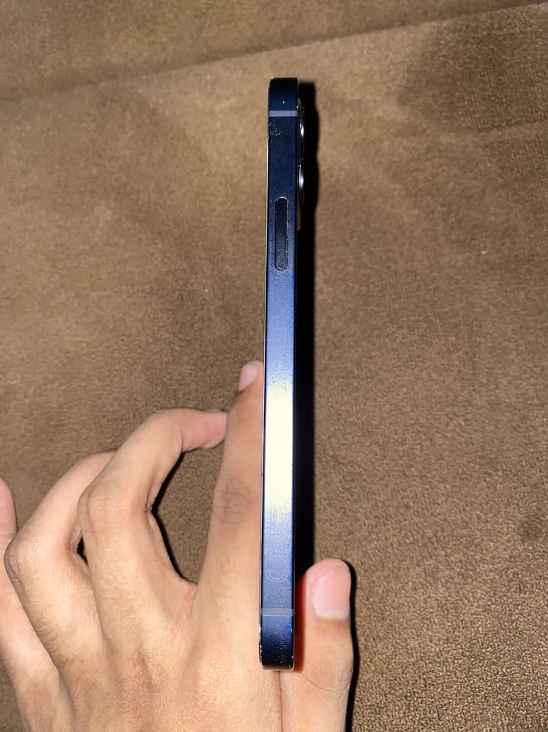 Iphone 12 3