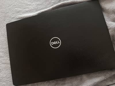 Dell latitude 7400 selling in cheap price 10/10 condition