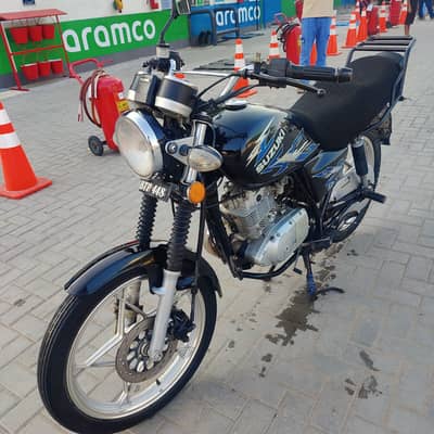 Suzuki GS 150 2022