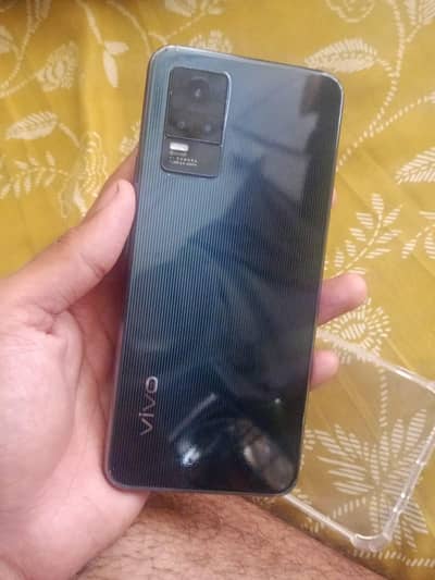 Vivo V21e
