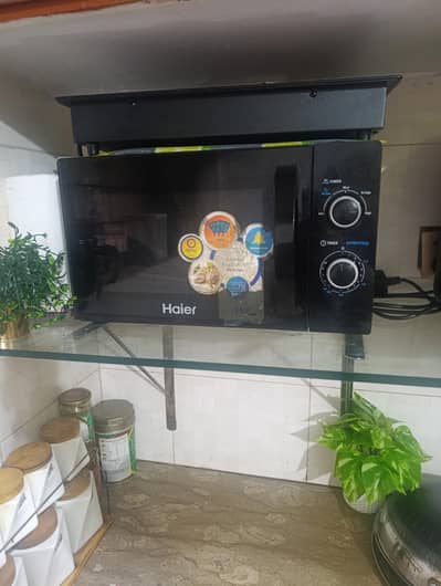 Haier Microwave oven