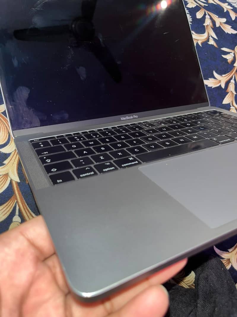 Macbook Pro 2017 4