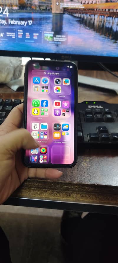 Apple iPhone 11