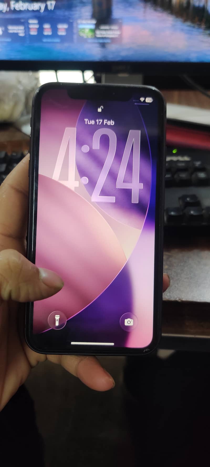 Apple iPhone 11 4