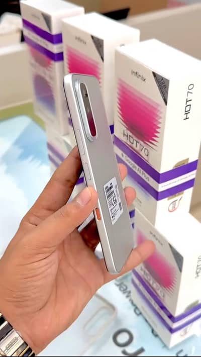 Infinix Hot 70  box pack