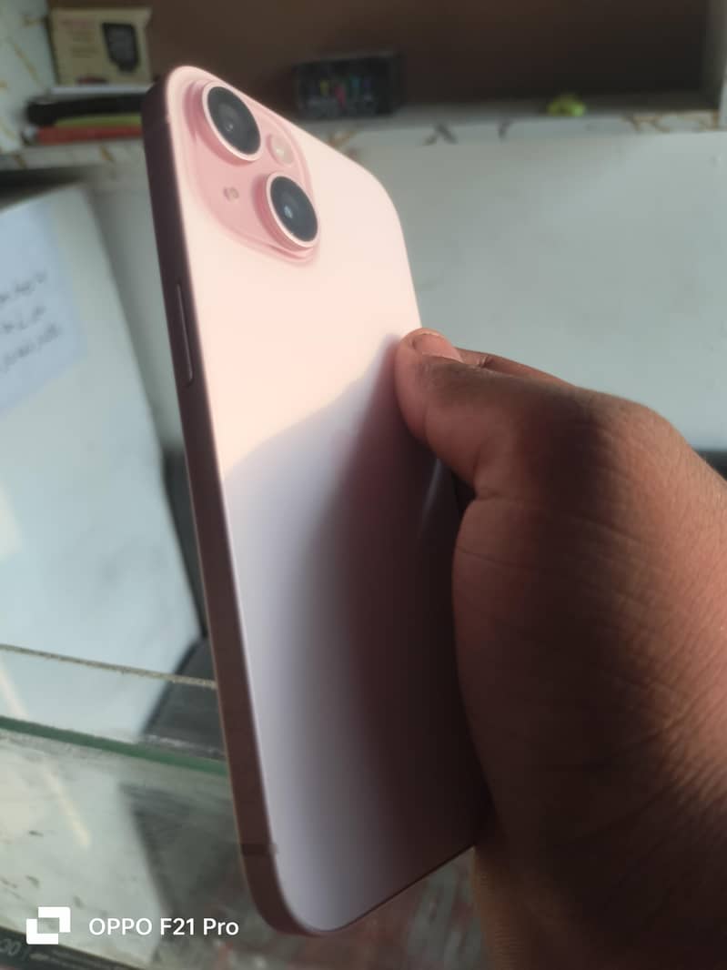 Apple iPhone 15 1