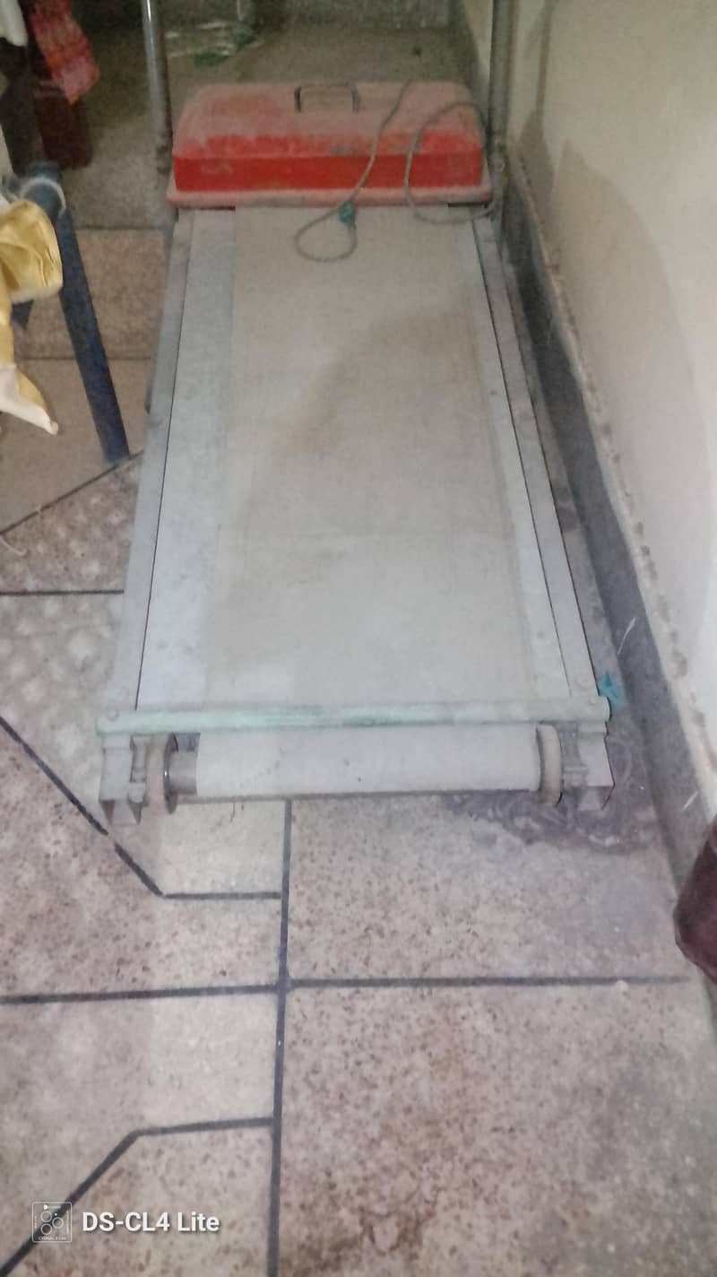 exercise running machine. ok condition. 1