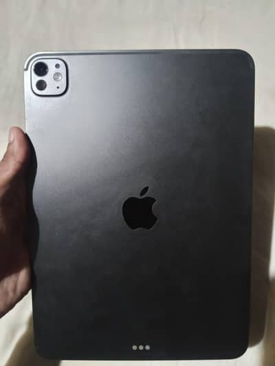 I Pad M4
