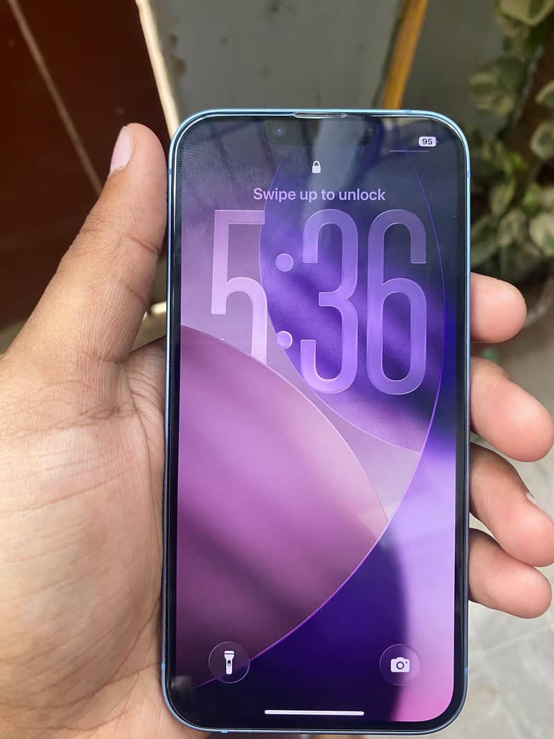 Apple iPhone 14 5