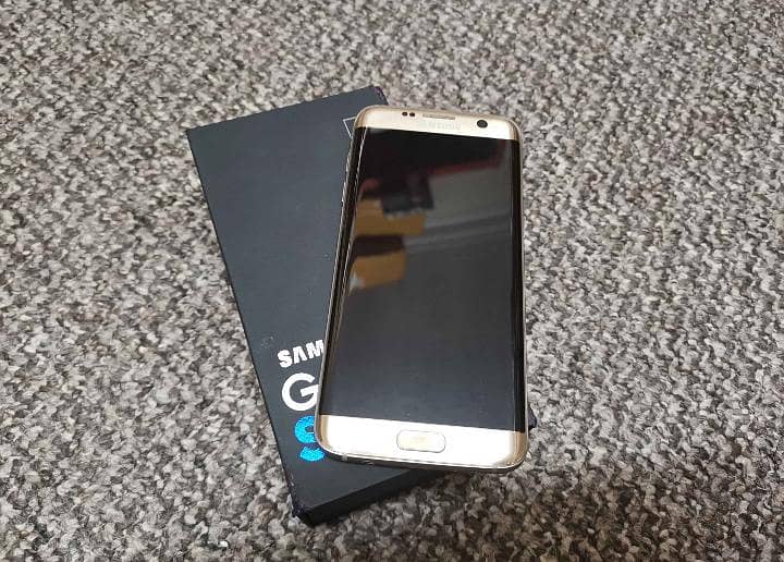 Samsung Mobile S7 Edge 1