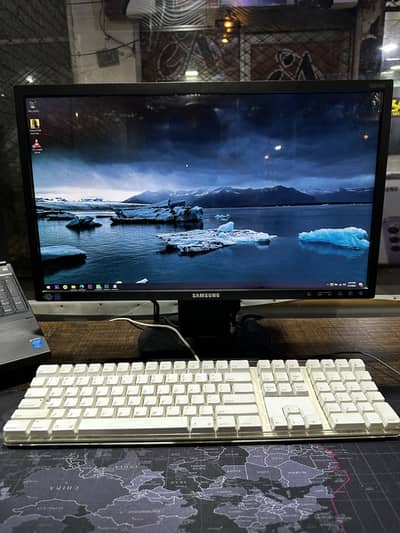 Samsung 22 inch pc monitor lcd read add