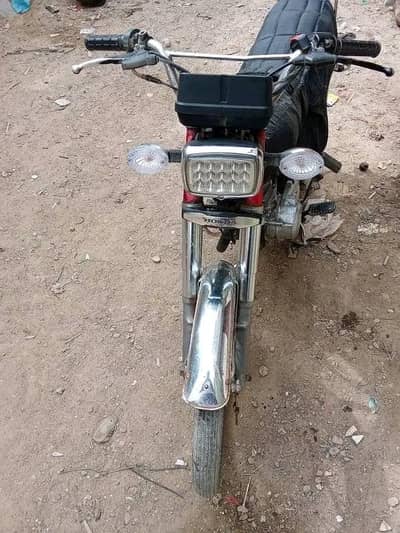Honda 125 2016 File miss