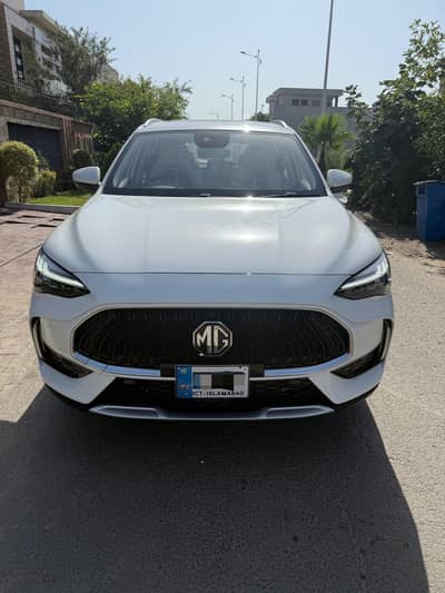MG HS 2025