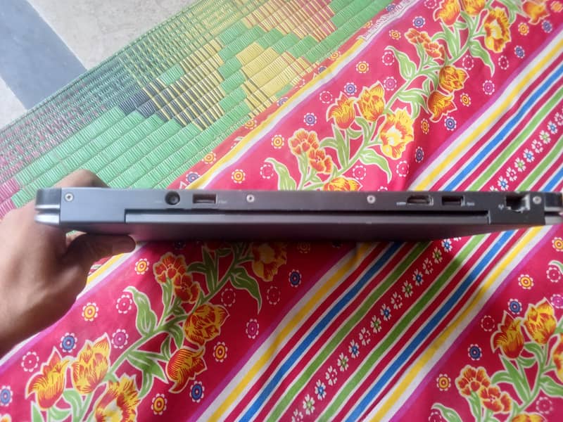 Dell Latitude E7240 5