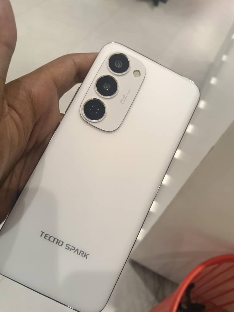 Tecno Spark 4 1