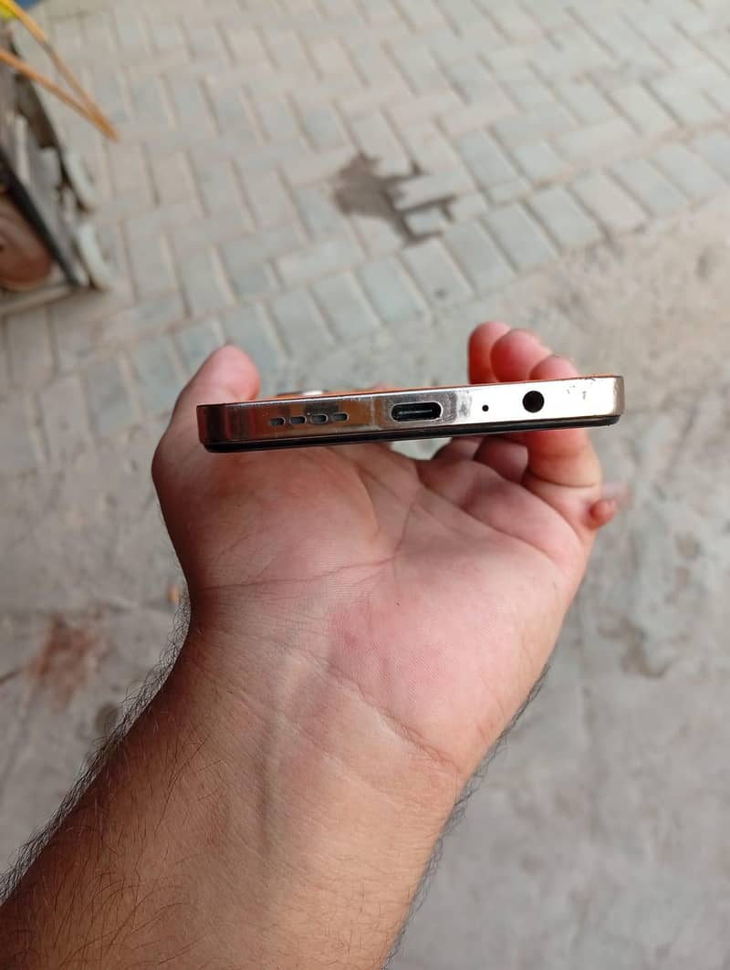 Infinix Note 30 5