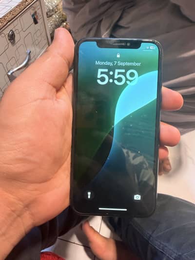I phone XS