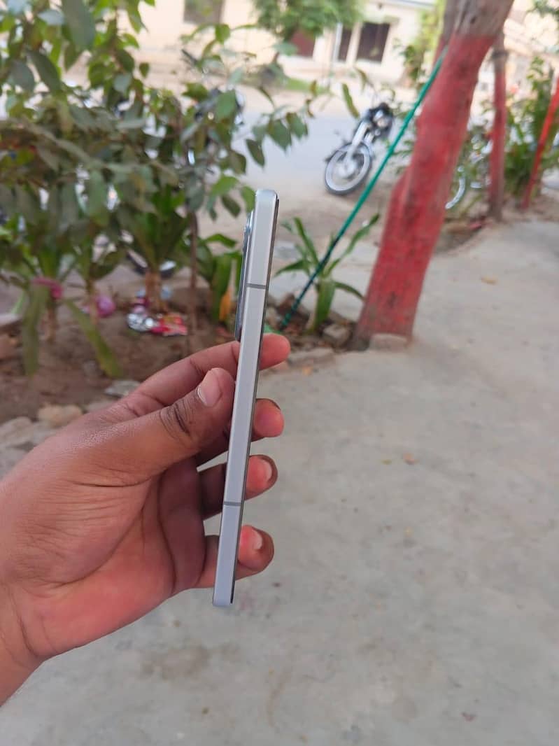 Infinix Note 50 Pro 5