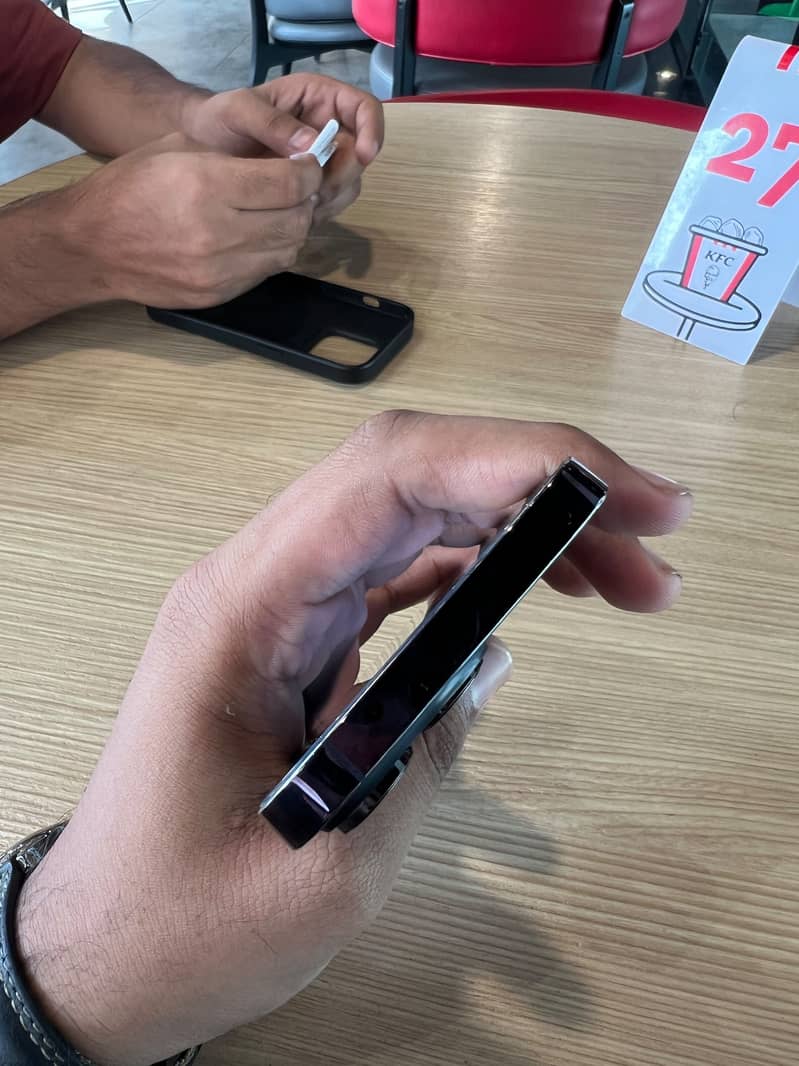 Apple iPhone 14 Pro 6