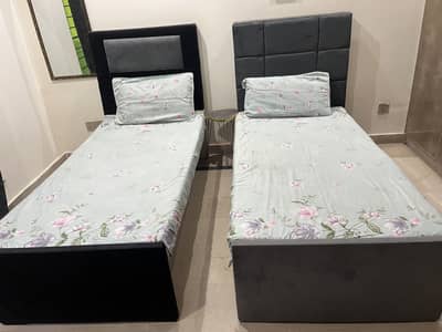 Single Bed – Used but Well Maintained