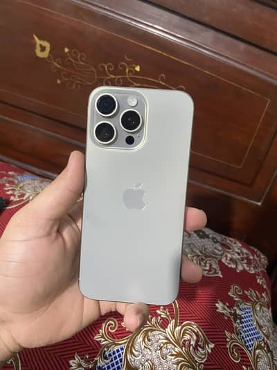 Apple iPhone 15 Pro Max