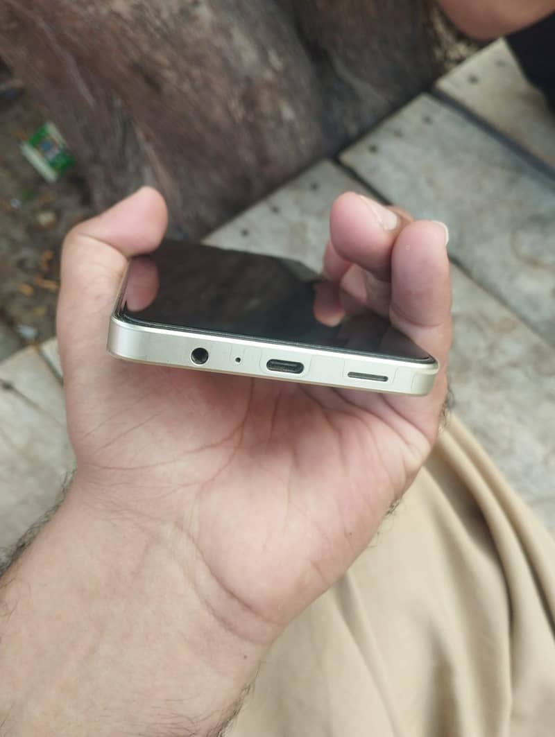 Samsung Mobile A06 3