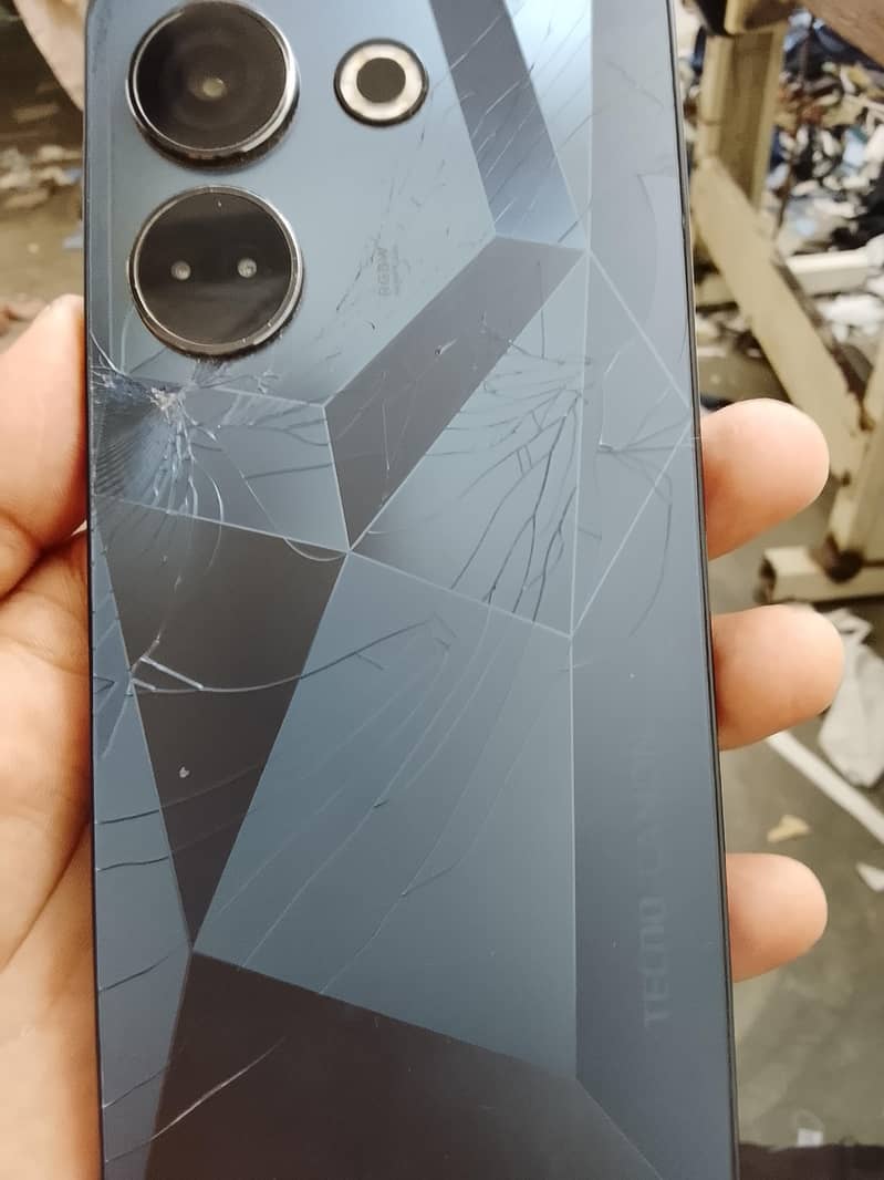 Tecno CAMON 20 6