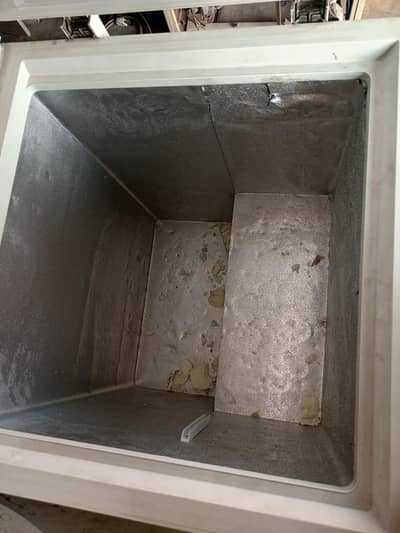 capri change fire 2 door deep freezer