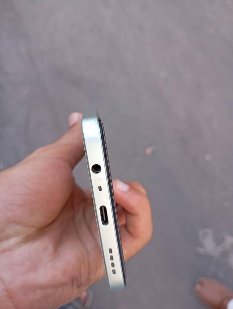 Realme Note 60x 2