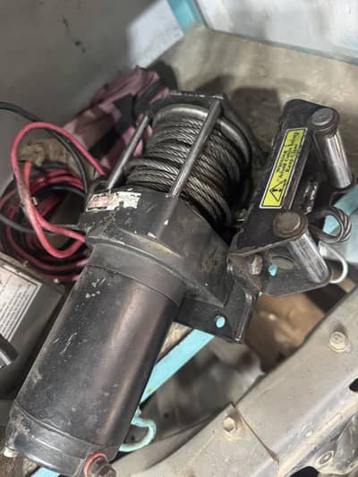 Winch and tow bar tow hook