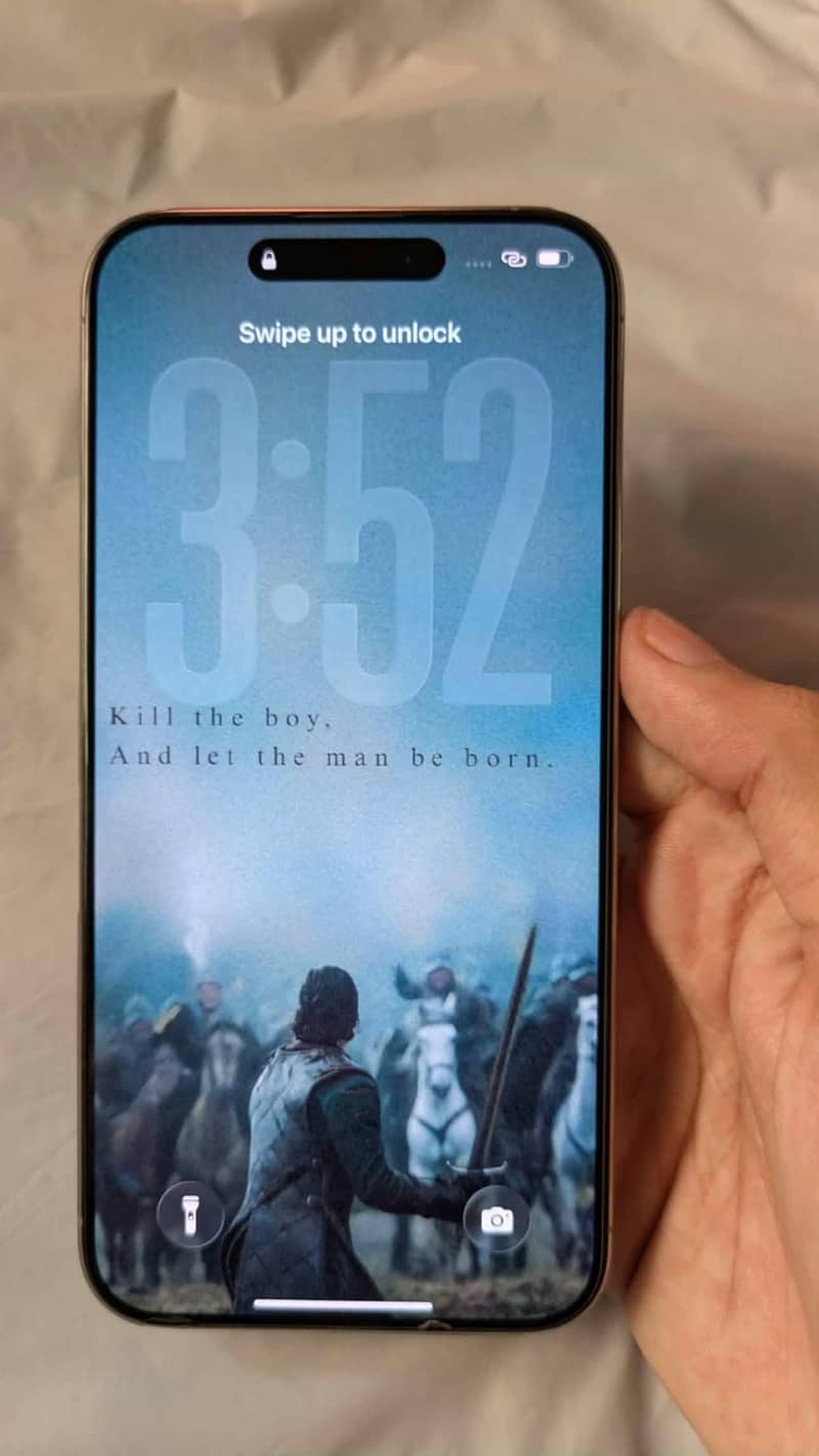 Apple iPhone 15 Pro Max 3