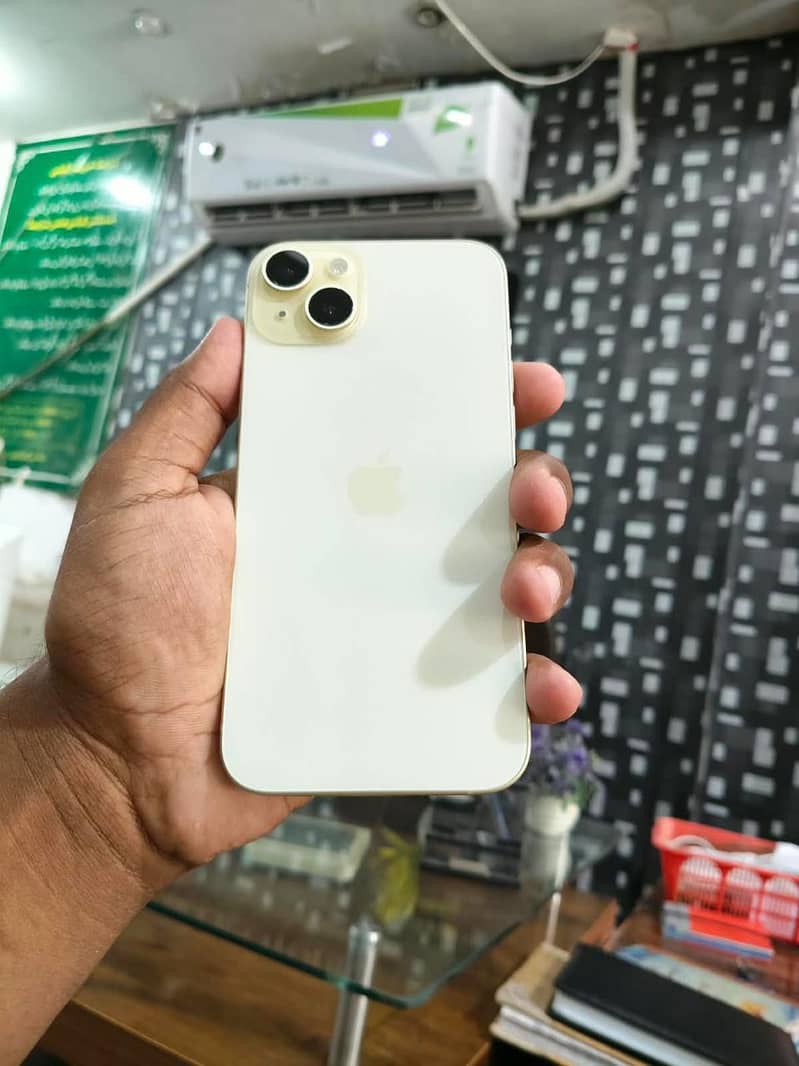 Apple iPhone 15 plus 4