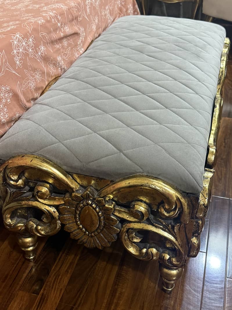 Riyal ottoman 2