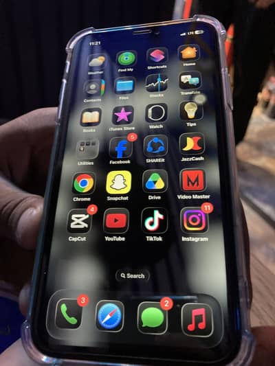 Apple iPhone 11