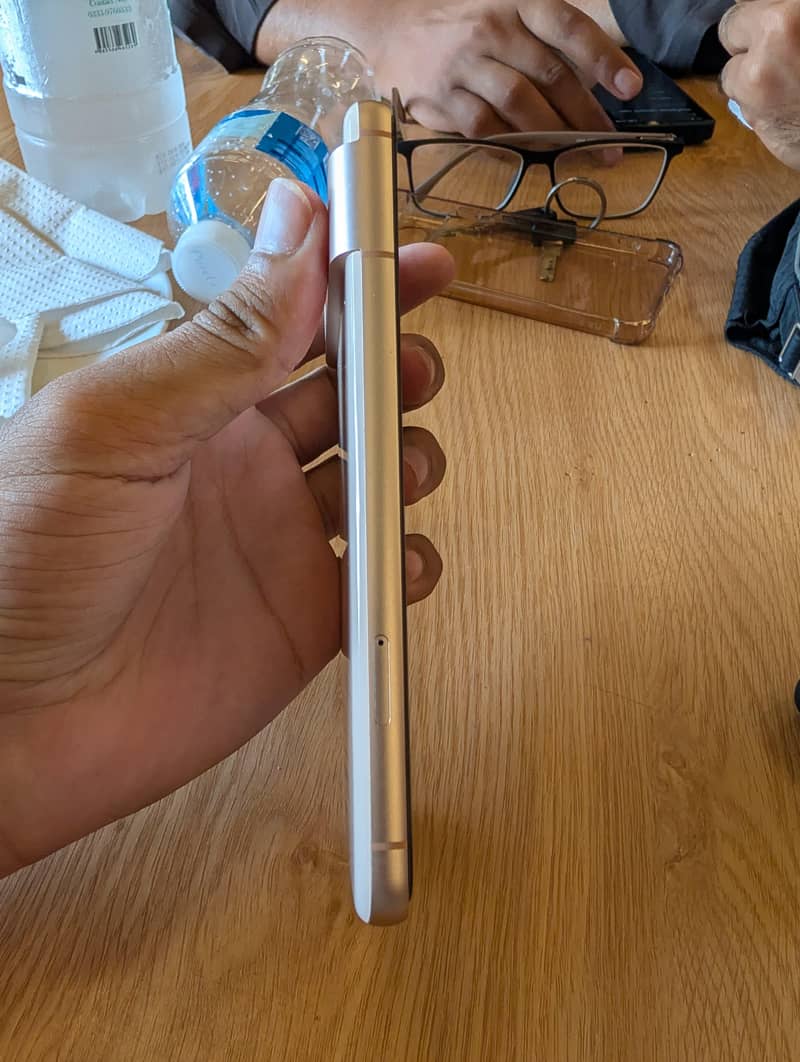 Google Pixel 8 3
