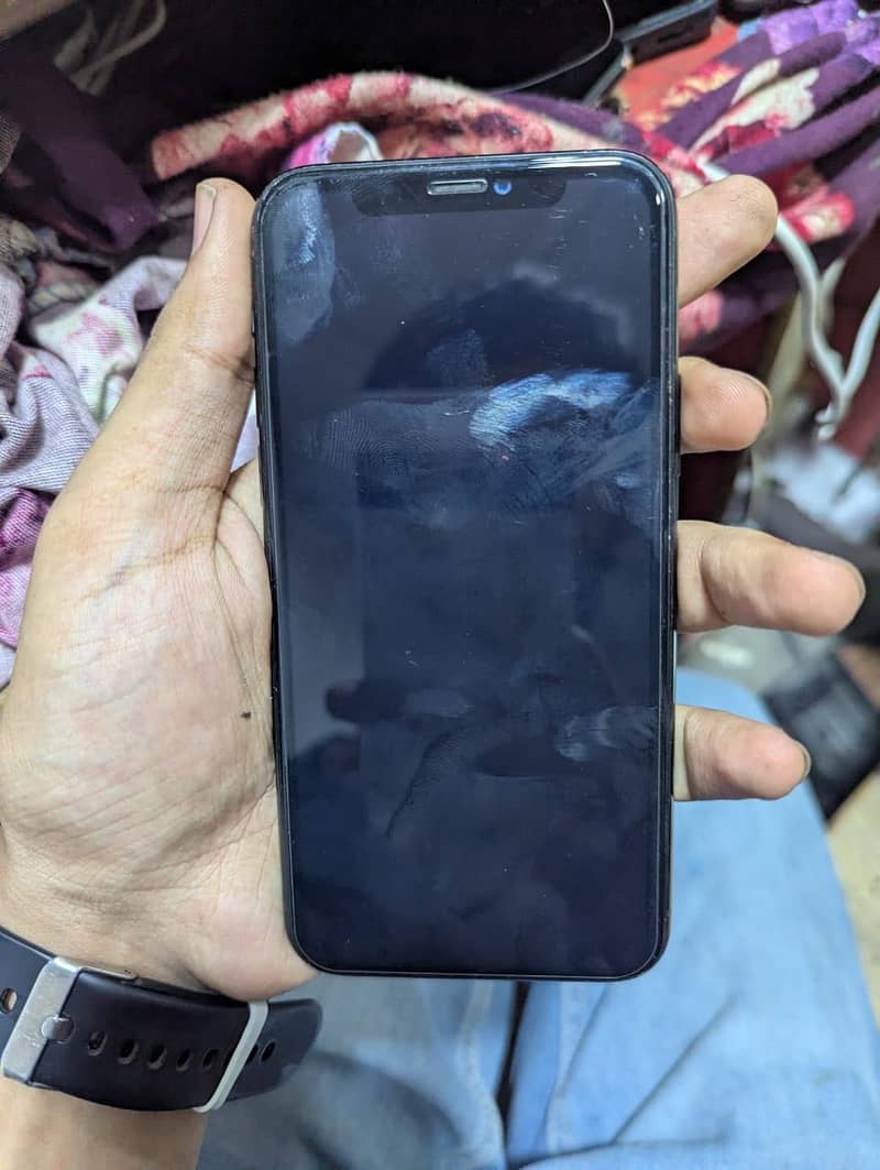 Apple iPhone 11 Pro 0