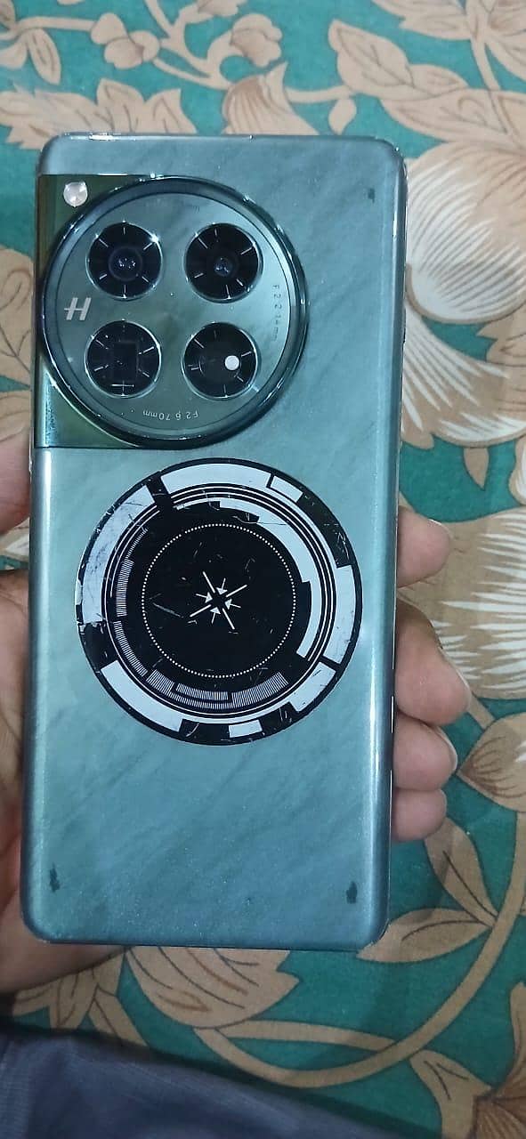 OnePlus 12 1
