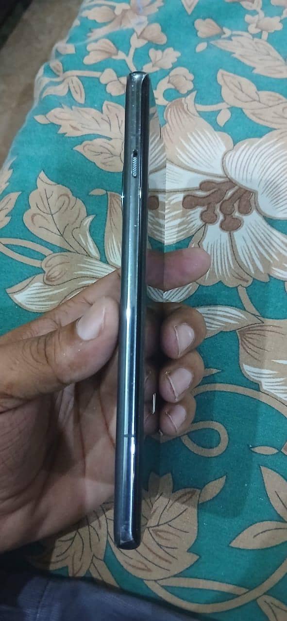 OnePlus 12 4