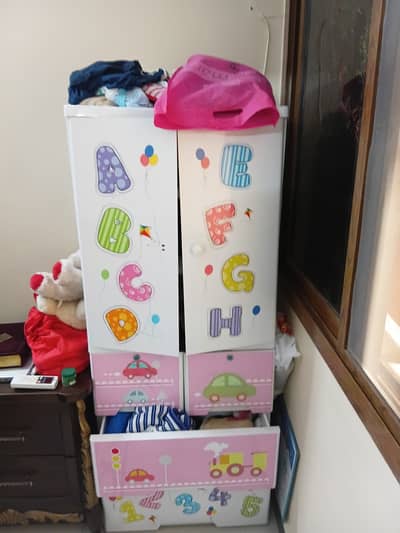 Kids wardrobe. Good condition