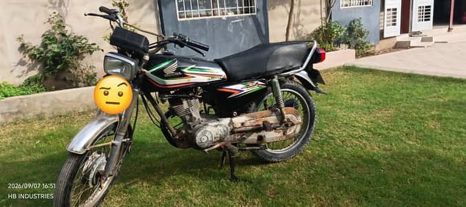 Honda CG 125 2016 All documents clear with biometric.
