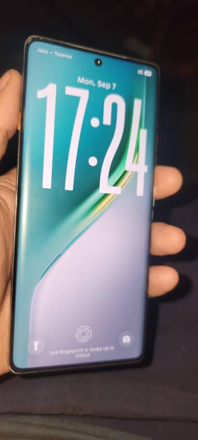 Tecno CAMON 40 Pro