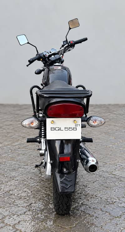 Suzuki GS 150 Special Edition – 2021 Model