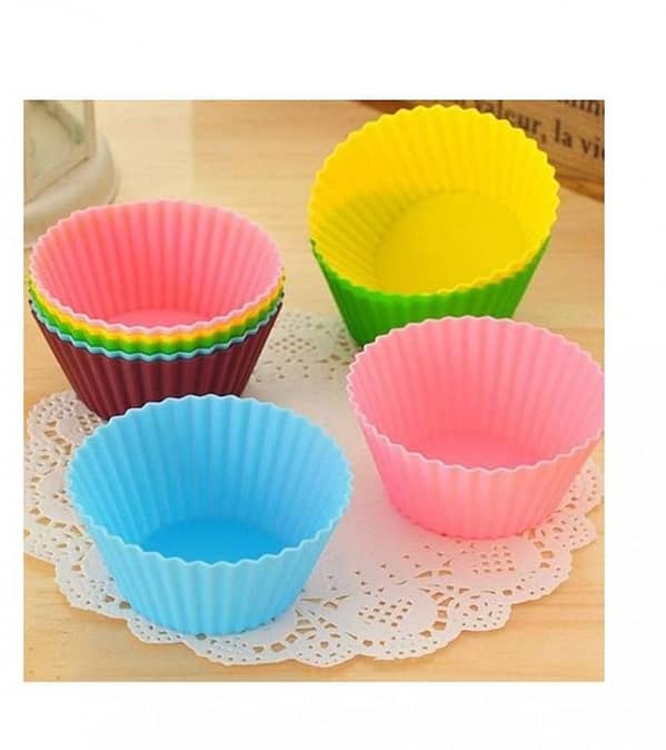 12-Pack Round Silicone Muffin and Cupcake Molds