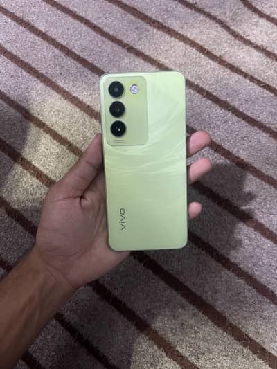 Vivo Y100